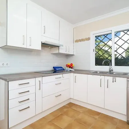 Vila Encantadora En Javea Con Piscina Privada Y Aire Acondicionado, Cerca De La Playa - Es-160-18 Denia
