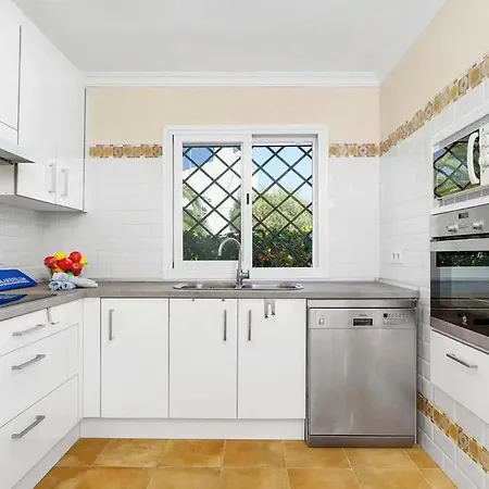Encantadora En Javea Con Piscina Privada Y Aire Acondicionado, Cerca De La Playa - Es-160-18 Denia